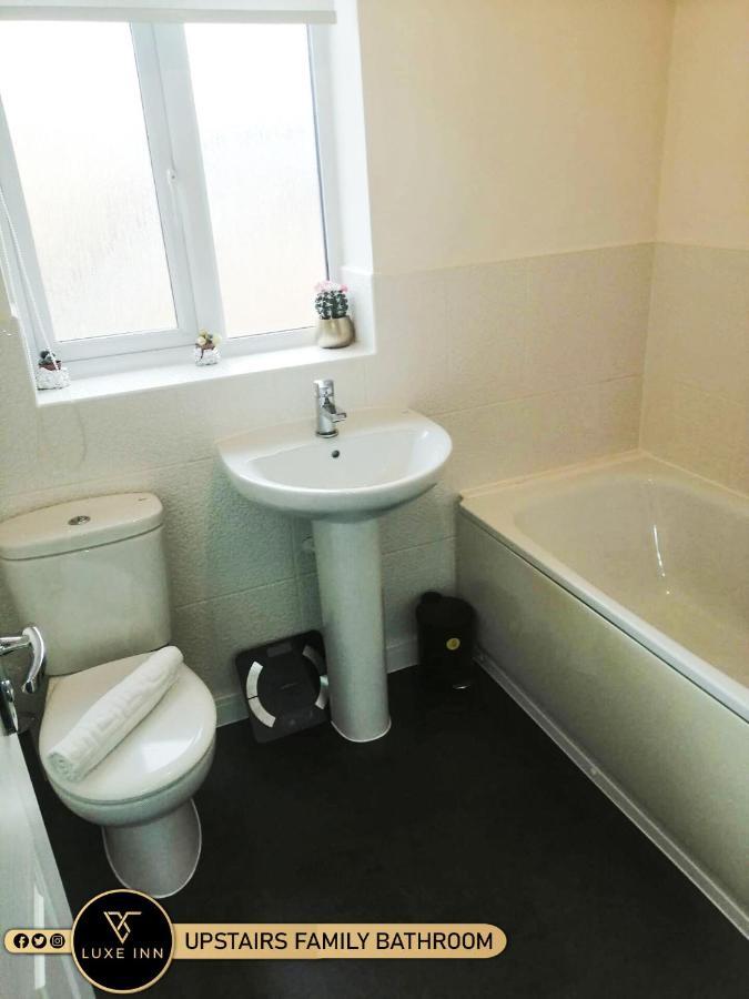 Luxe Inn, Birmingham Airport & Nec, Free Parking Marston Green エクステリア 写真